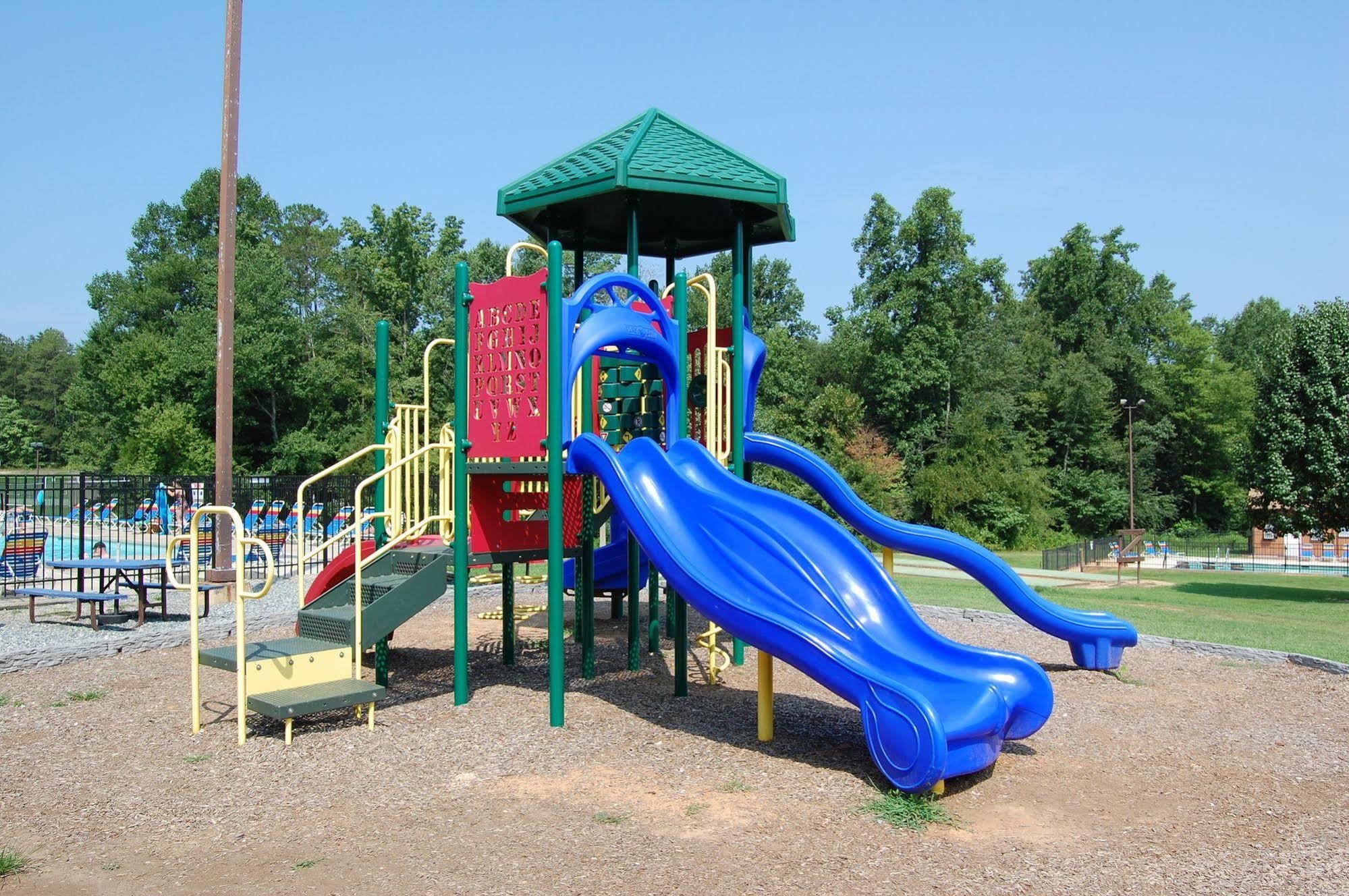 Forest Lake Rv & Camping Resort Advance Exterior foto